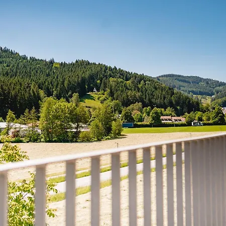 Moderne Und Ansprechende Kinast 2 Host111 Im Herzen Des Schwarzwaldes *